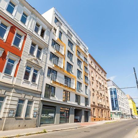 Brand New Two Room Apartment #26 With Free Secure Parking Close To Center Prague Extérieur photo