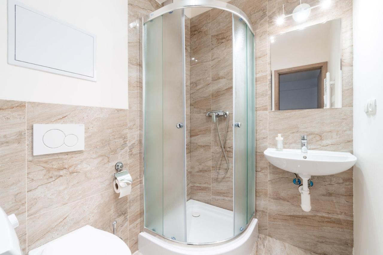 Brand New Two Room Apartment #26 With Free Secure Parking Close To Center Prague Extérieur photo
